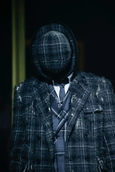 Look 73